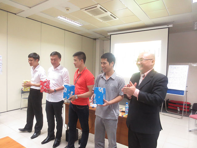Tư duy phục vụ khách hàng chuyên nghiệp - Jetstar Pacific (14.07.2015)